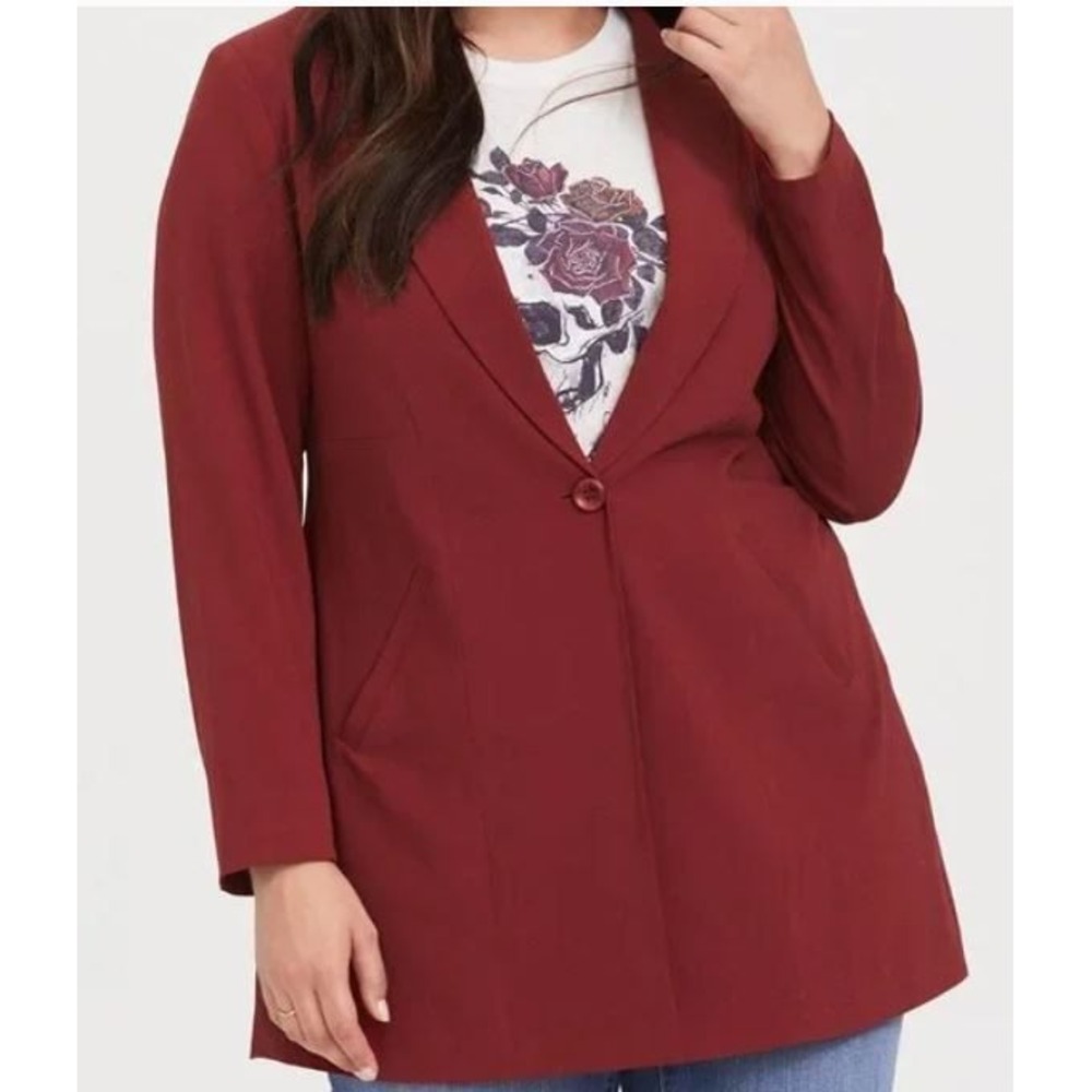 Torrid 00 Studio‎ Crepe Longline Blazer Jester Red Single Button Notched Lapel